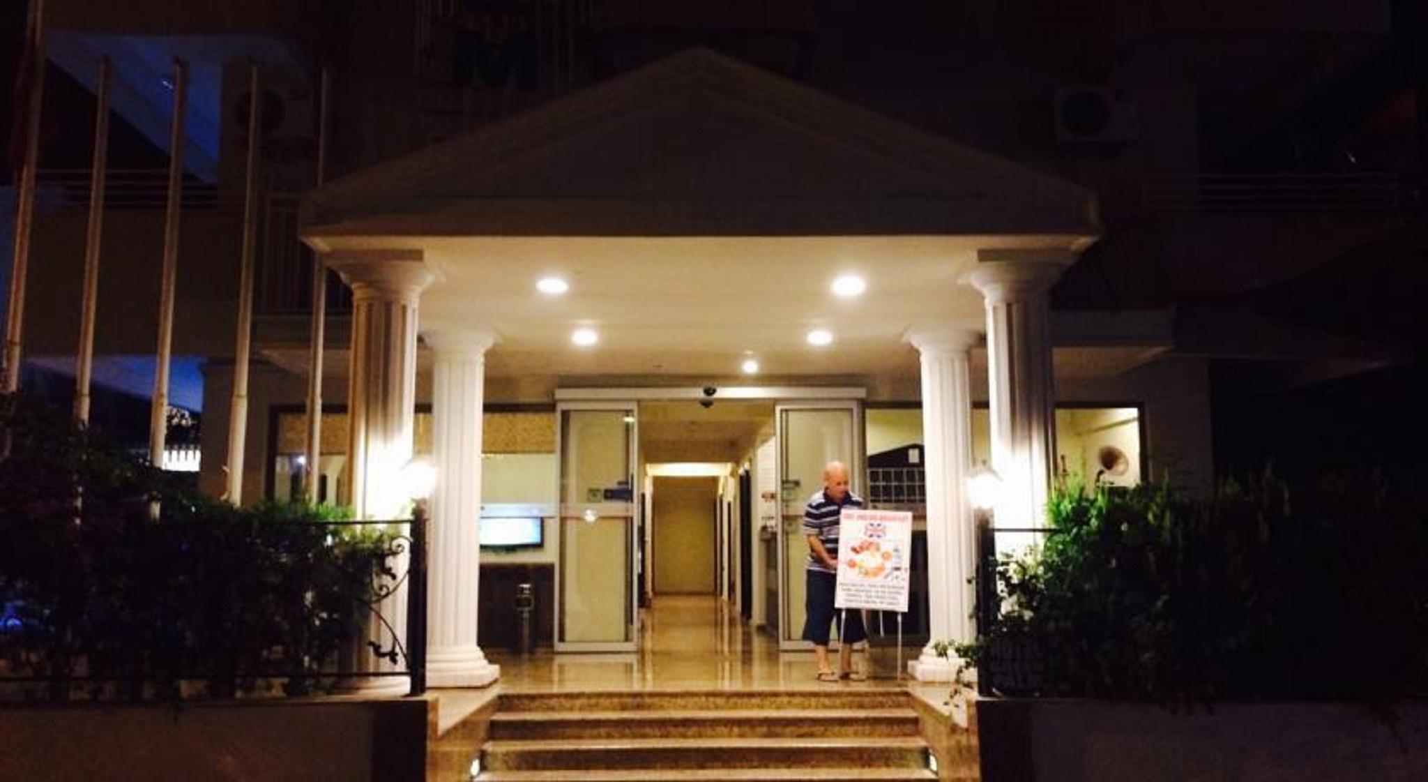 Hotel Green Palm 马尔马里斯 外观 照片