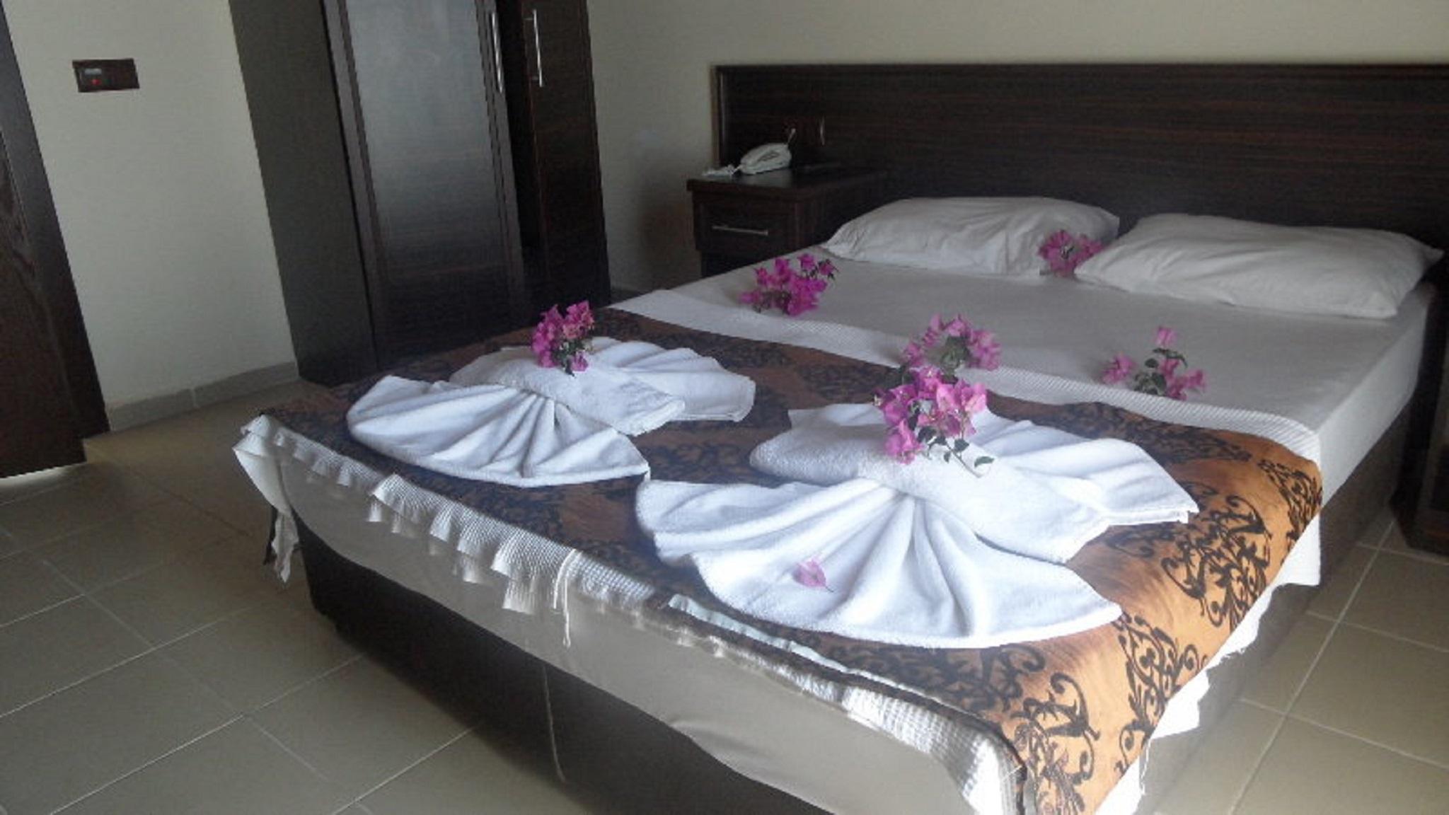 Hotel Green Palm 马尔马里斯 外观 照片