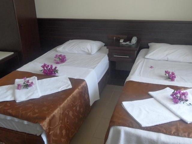 Hotel Green Palm 马尔马里斯 外观 照片