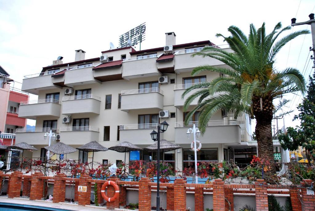 Hotel Green Palm 马尔马里斯 外观 照片