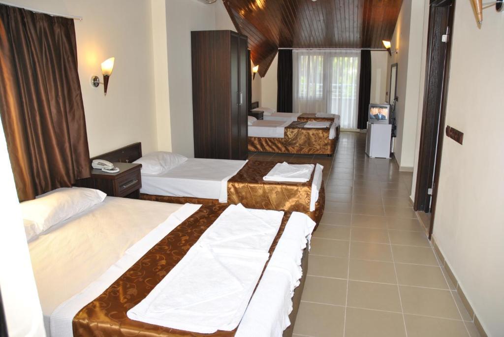 Hotel Green Palm 马尔马里斯 外观 照片