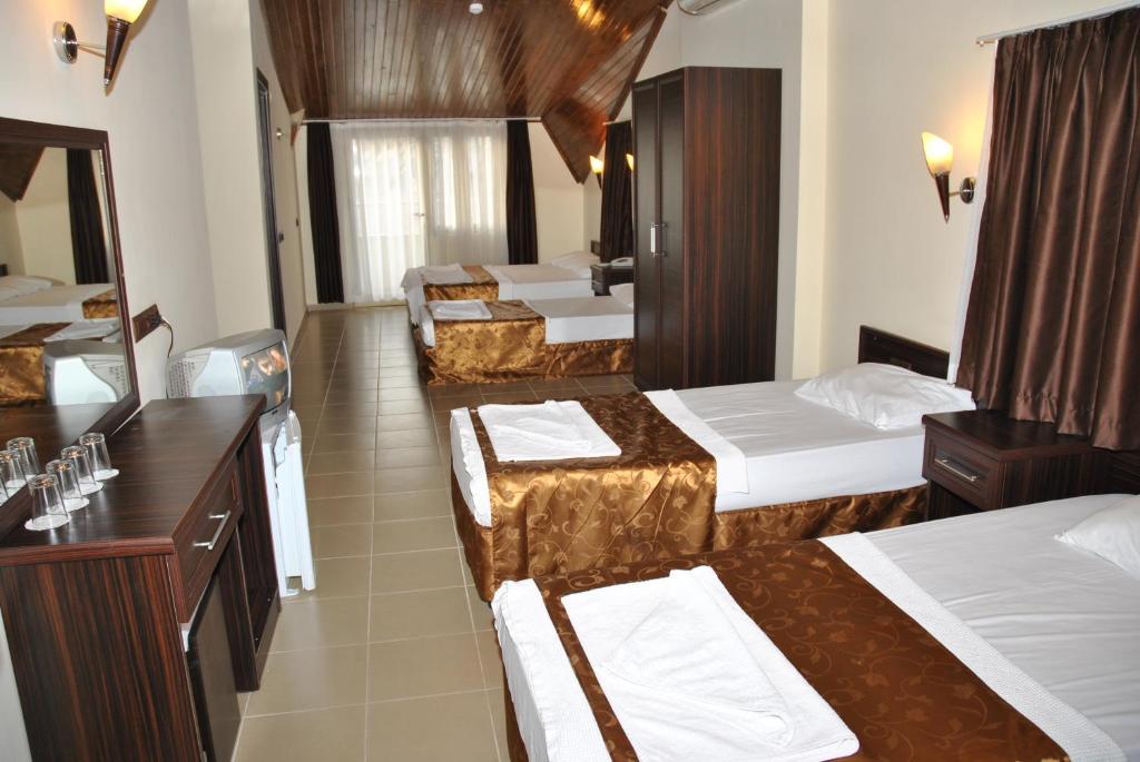 Hotel Green Palm 马尔马里斯 外观 照片