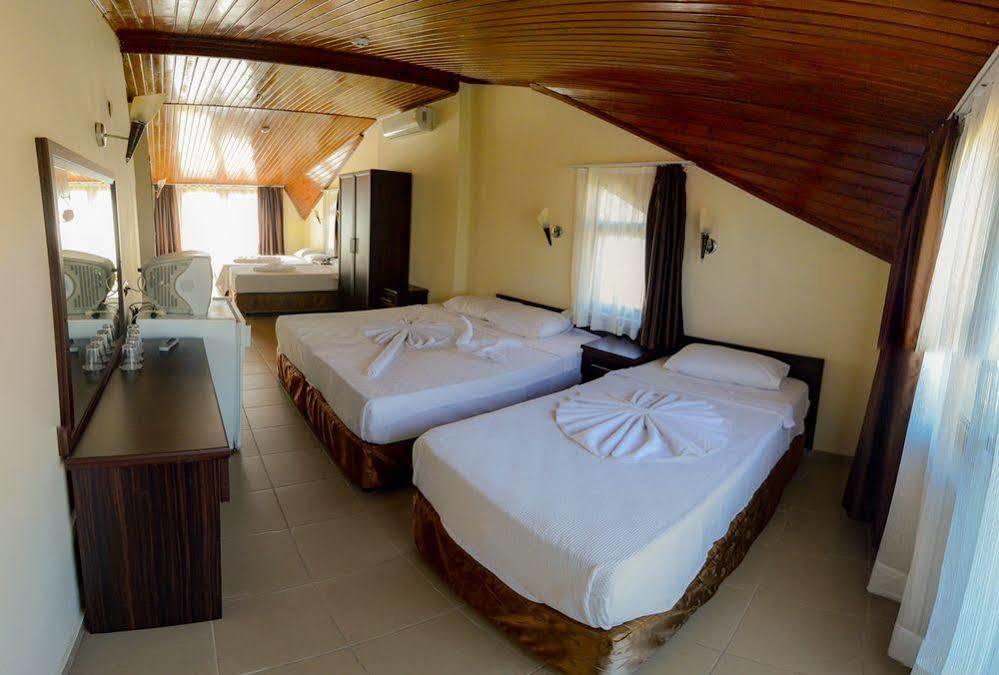 Hotel Green Palm 马尔马里斯 外观 照片